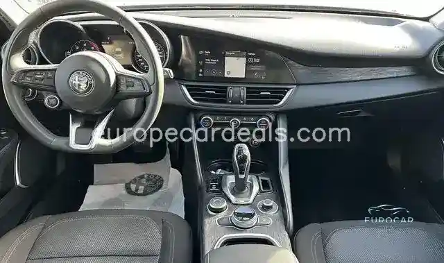 Alfa Romeo Giulia