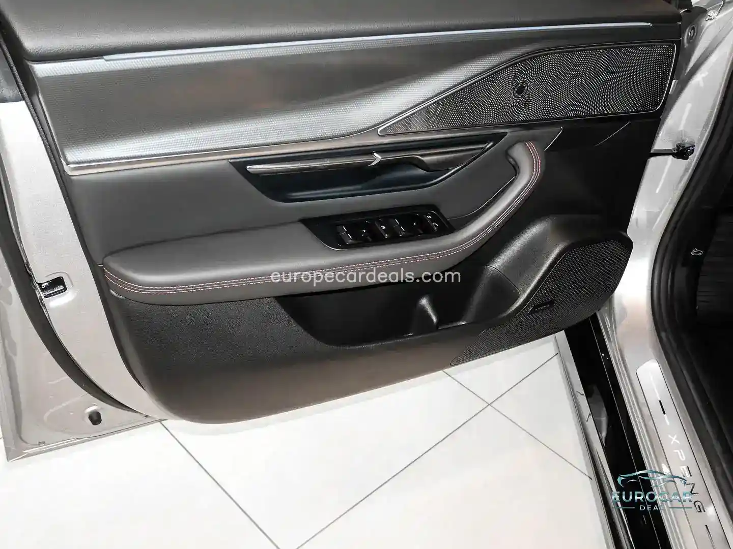 XPENG P7
