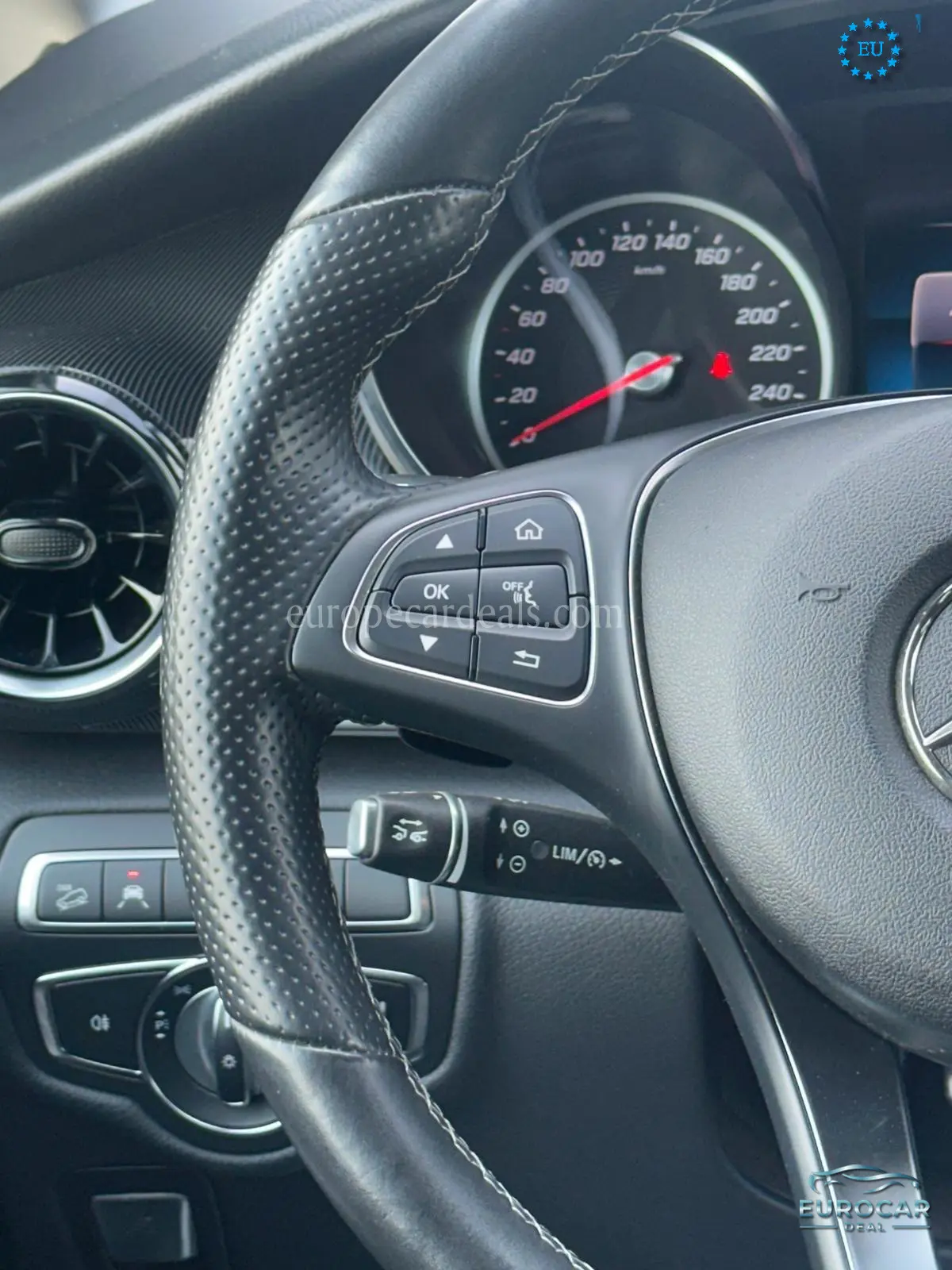 Mercedes-Benz V 220