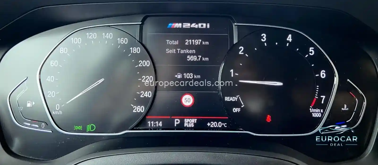 BMW M240i