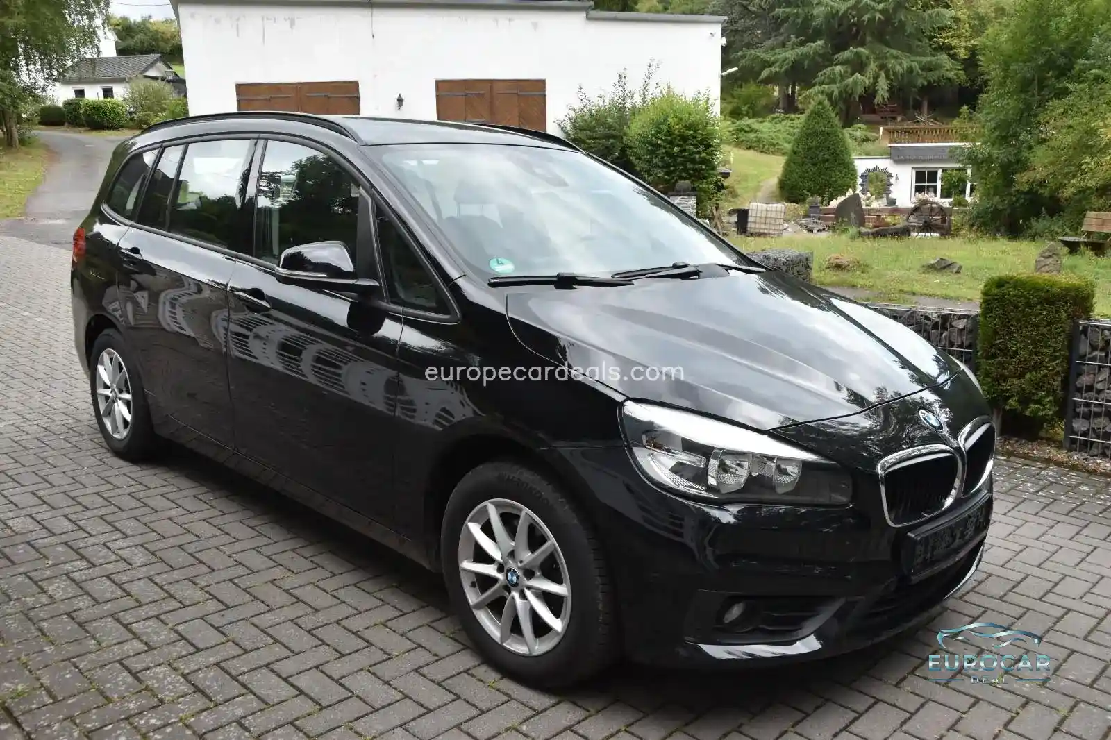 BMW 216