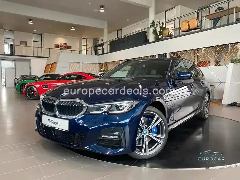BMW 330