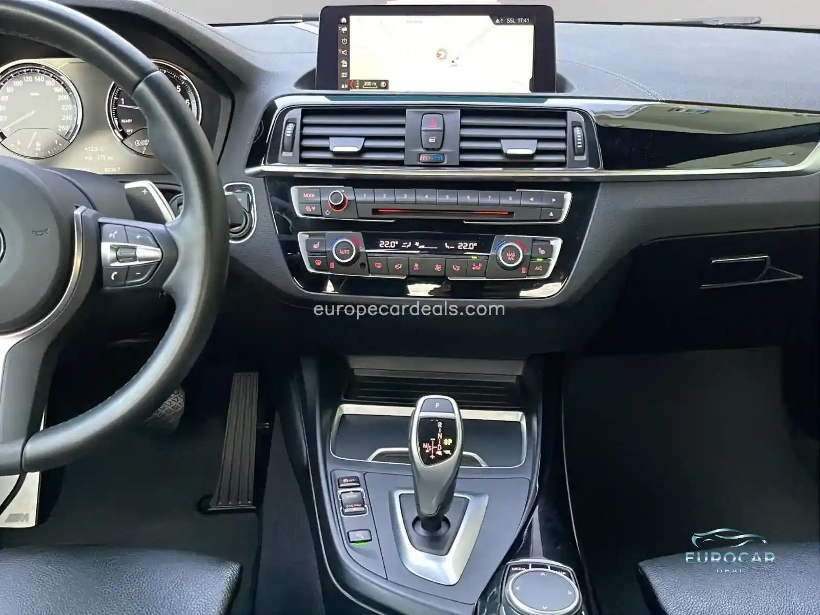 BMW 230