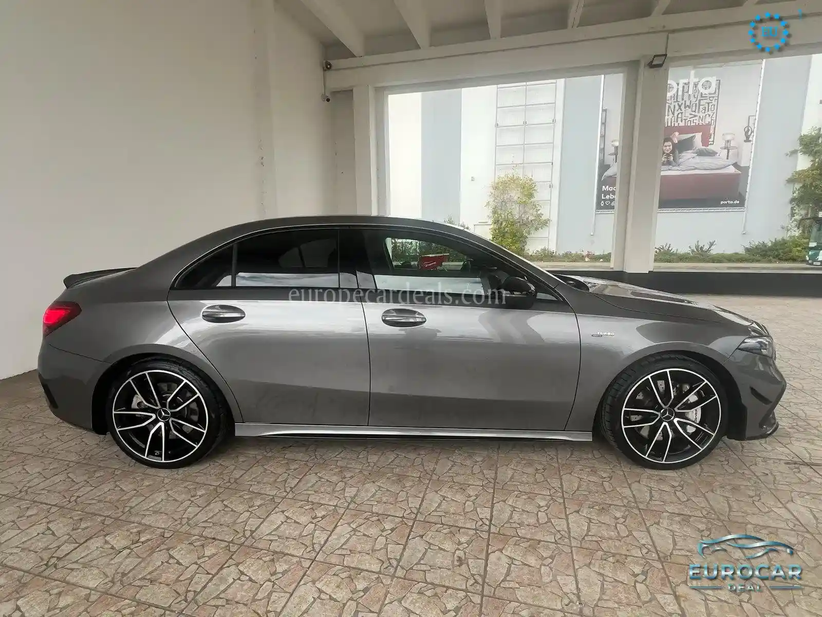 Mercedes-Benz A 35 AMG