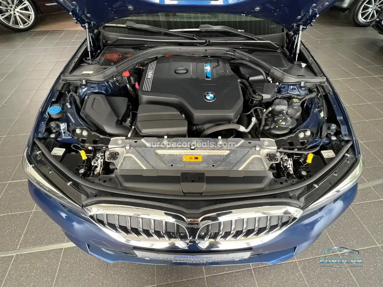 BMW 330