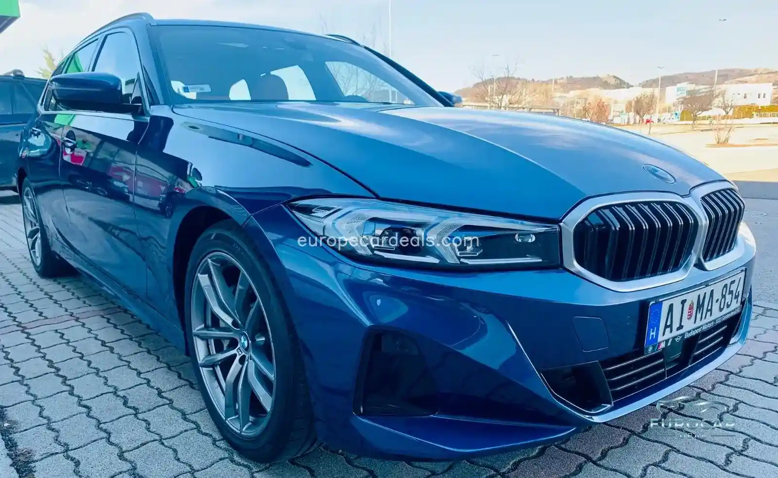 BMW 330