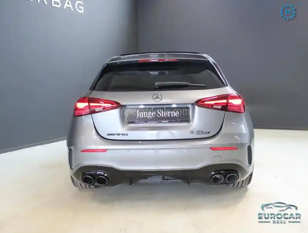 Mercedes-Benz A 45 AMG