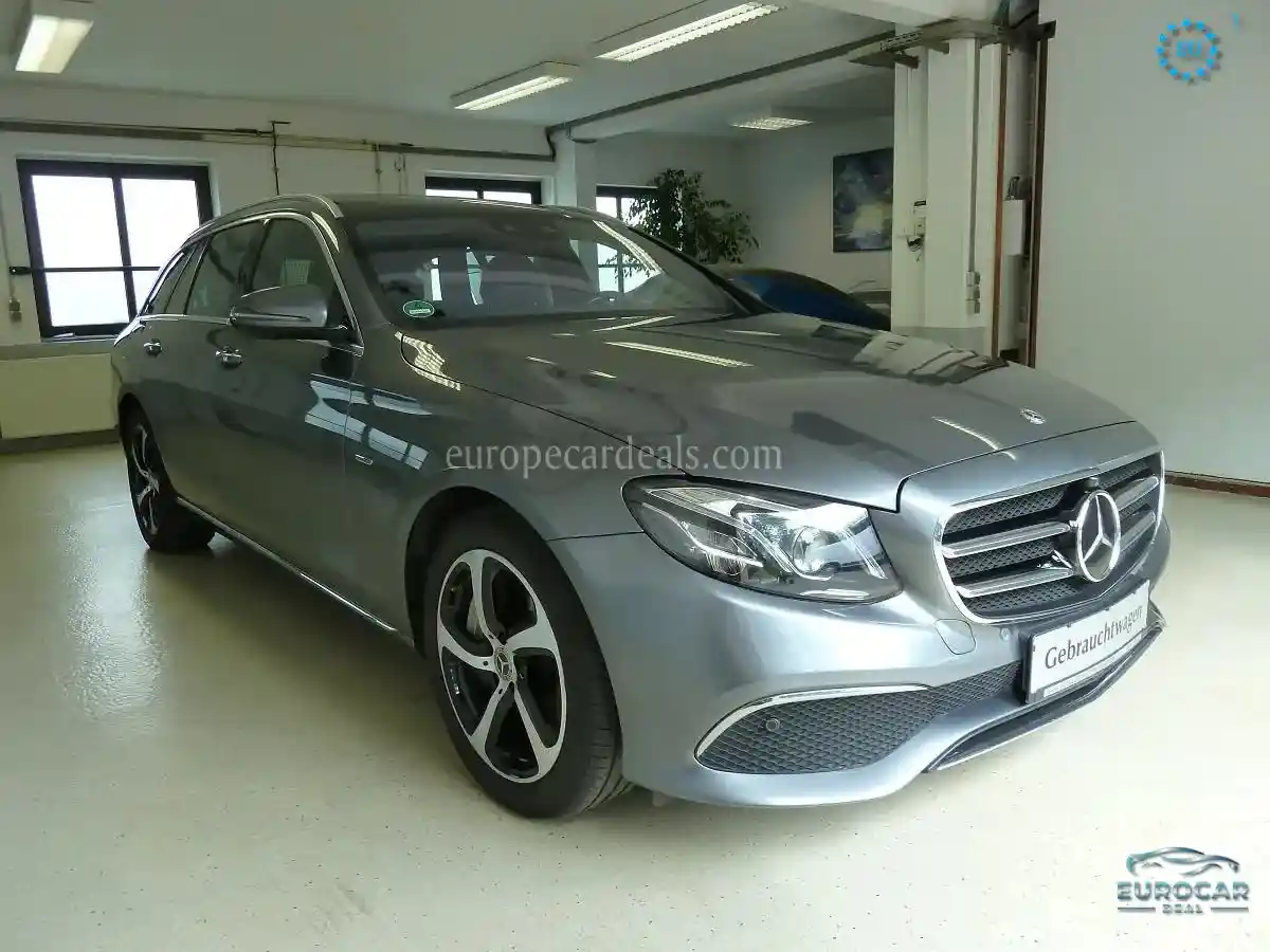 Mercedes-Benz E 400