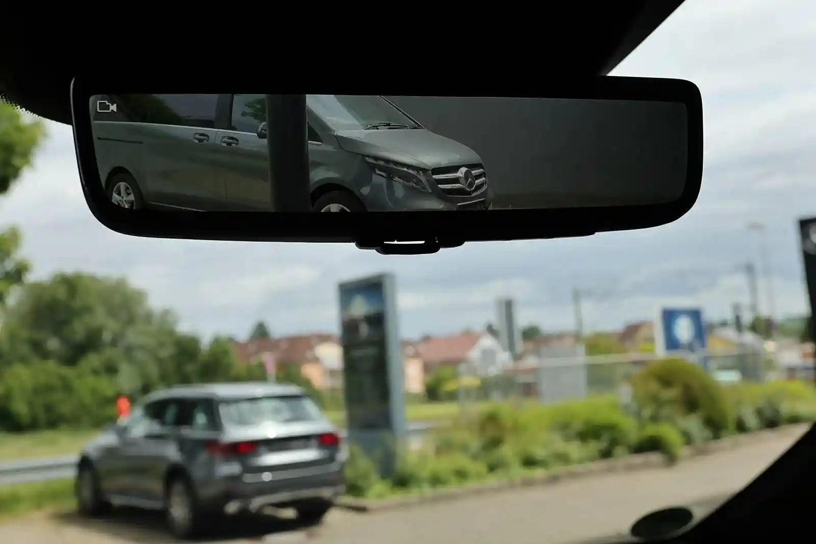 Mercedes-Benz V 250