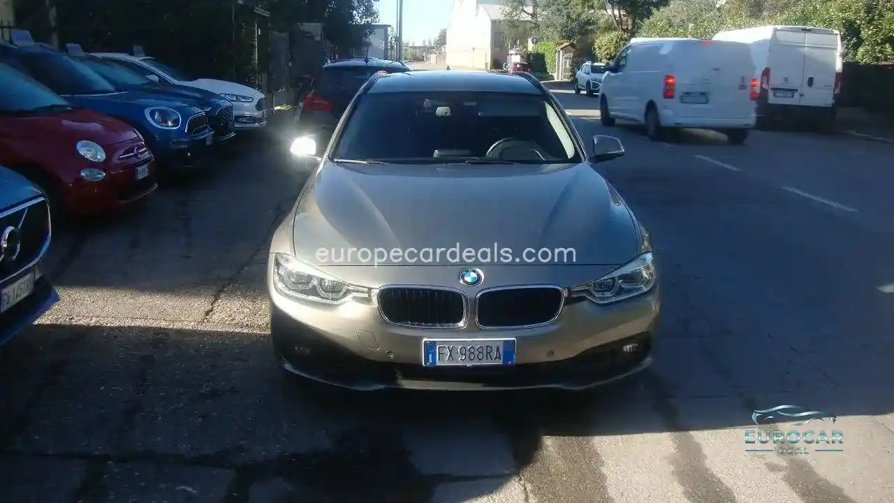 BMW 320