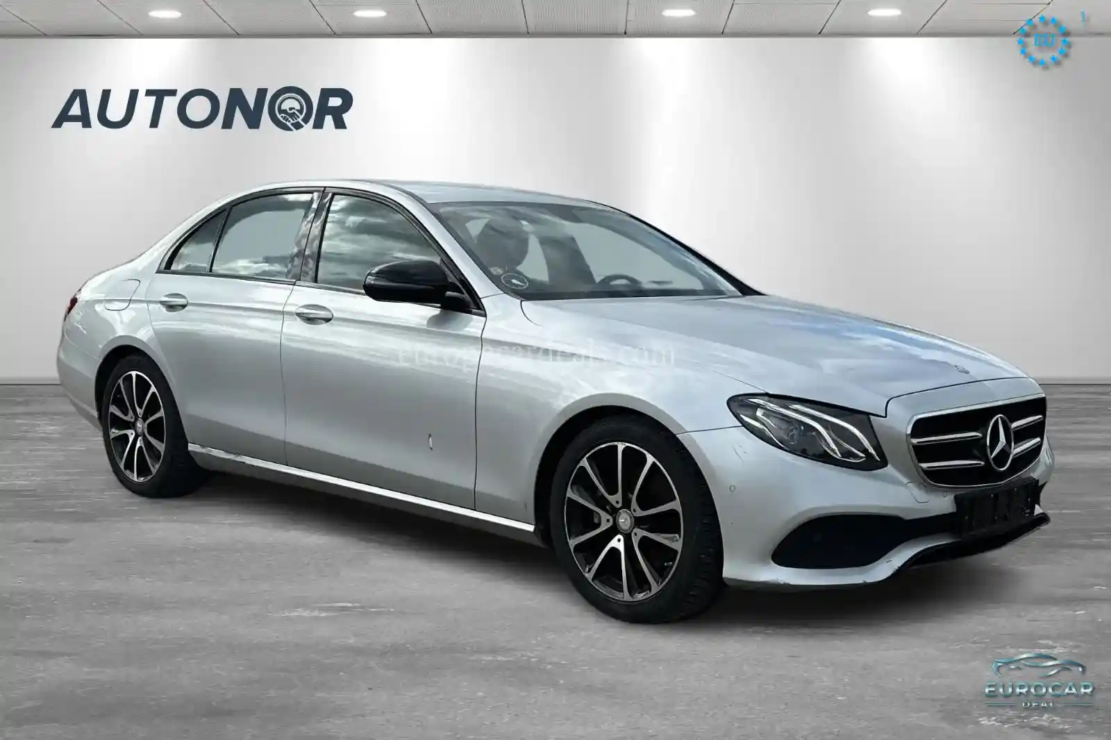 Mercedes-Benz E 220