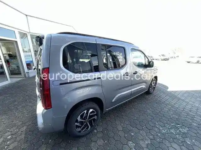 Toyota Proace City