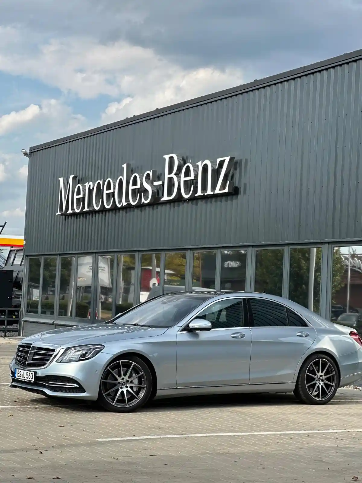 Mercedes-Benz S 560