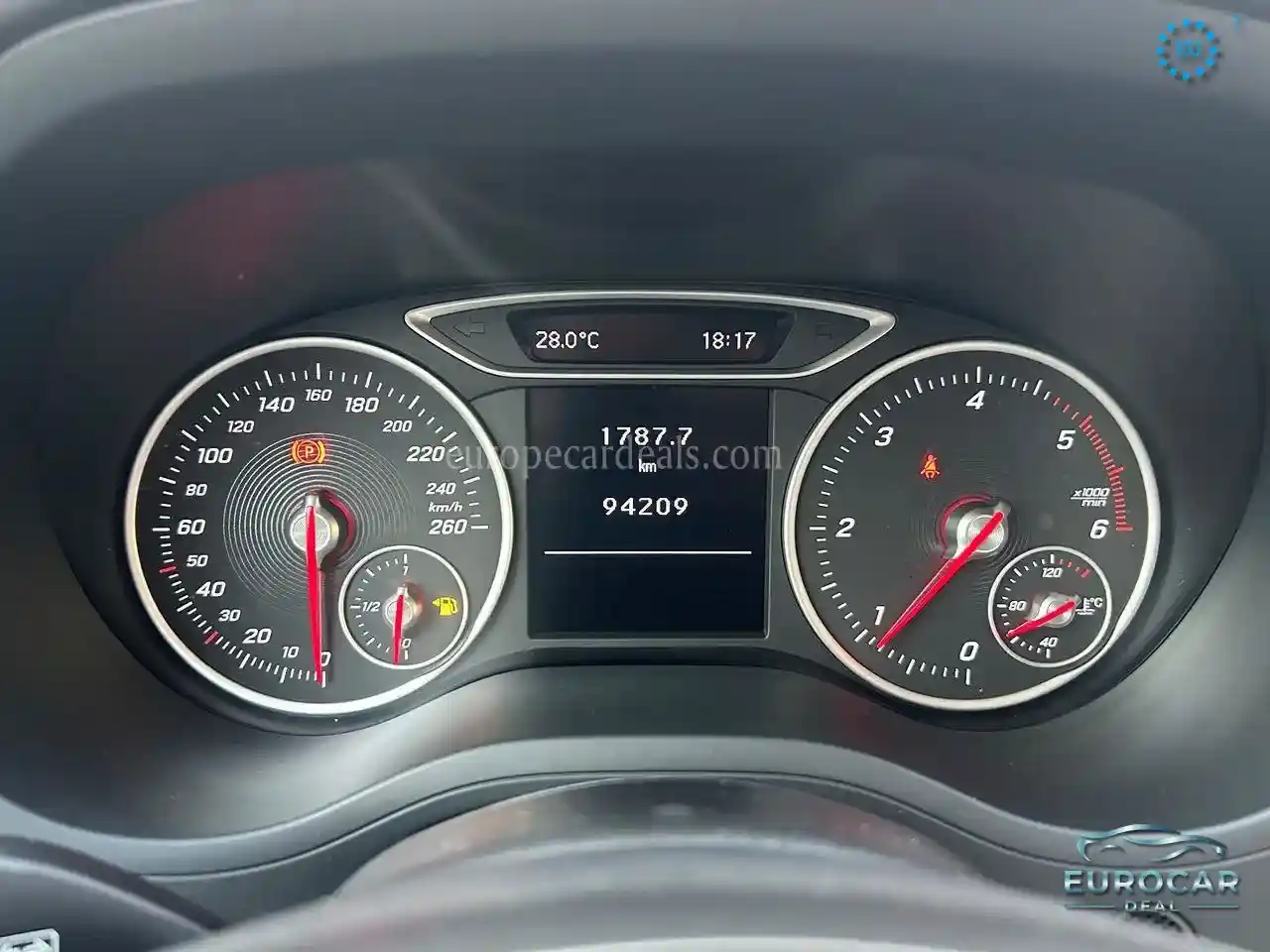 Mercedes-Benz B 180