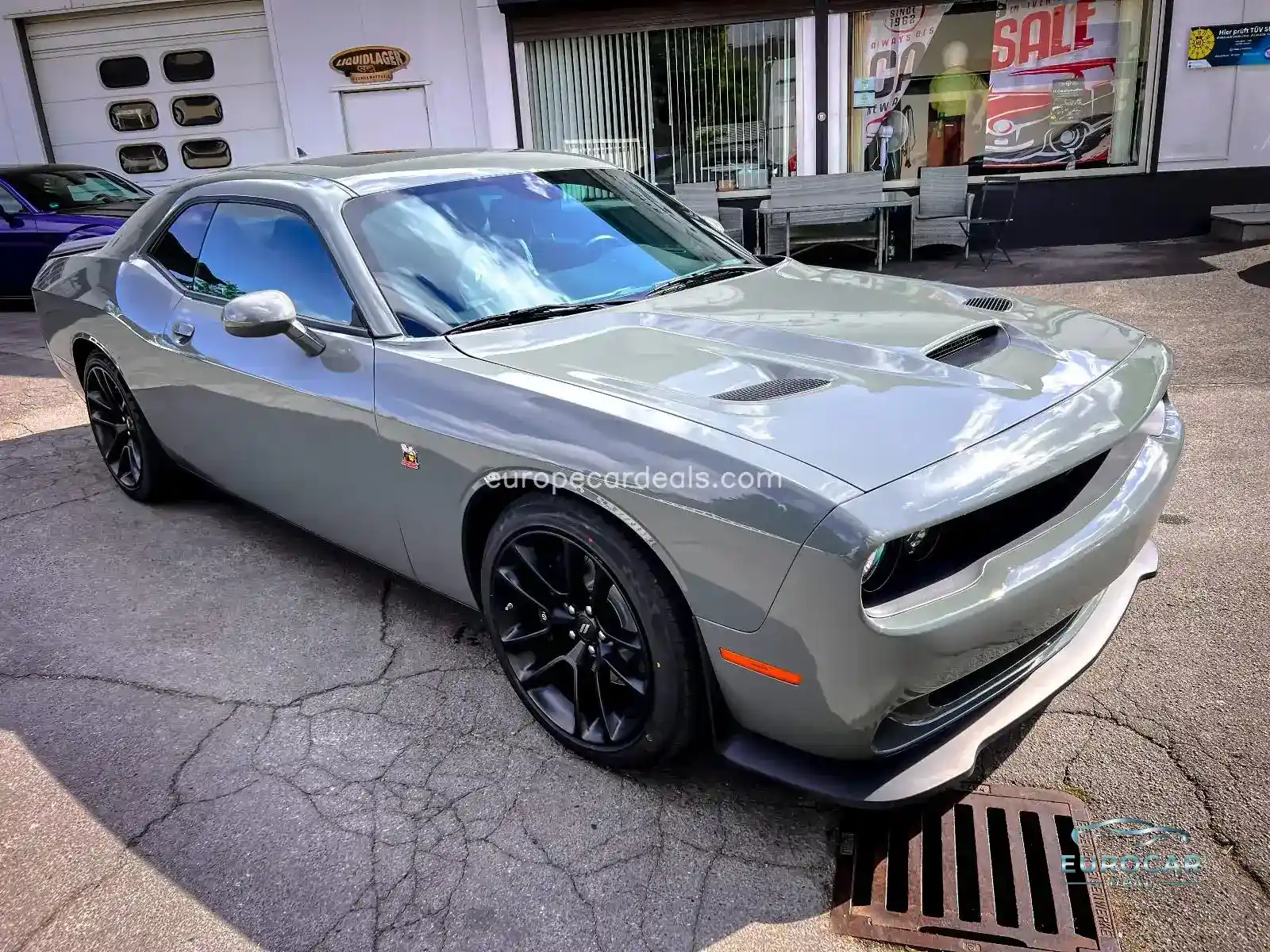 Dodge Challenger