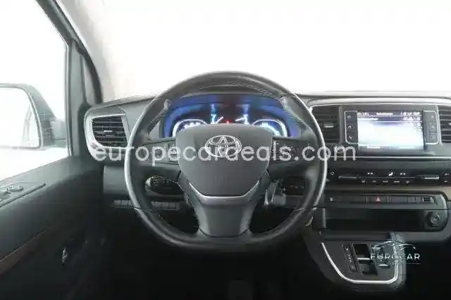 Toyota Proace (Verso)