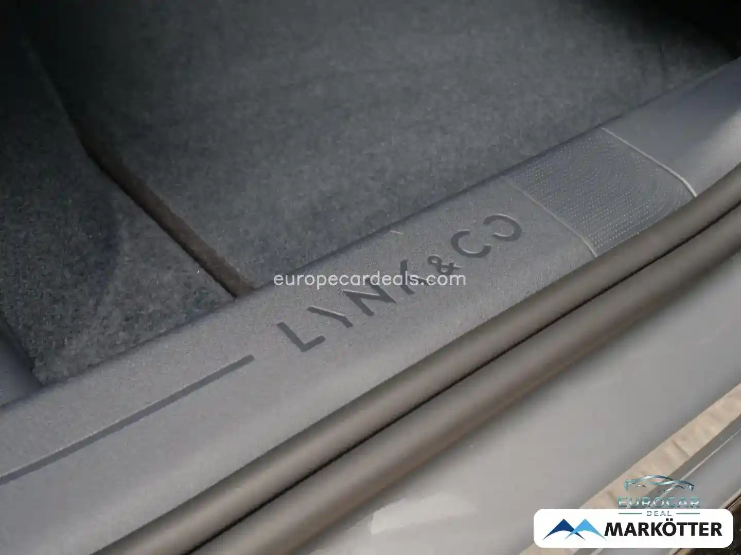 Lynk&Co 02