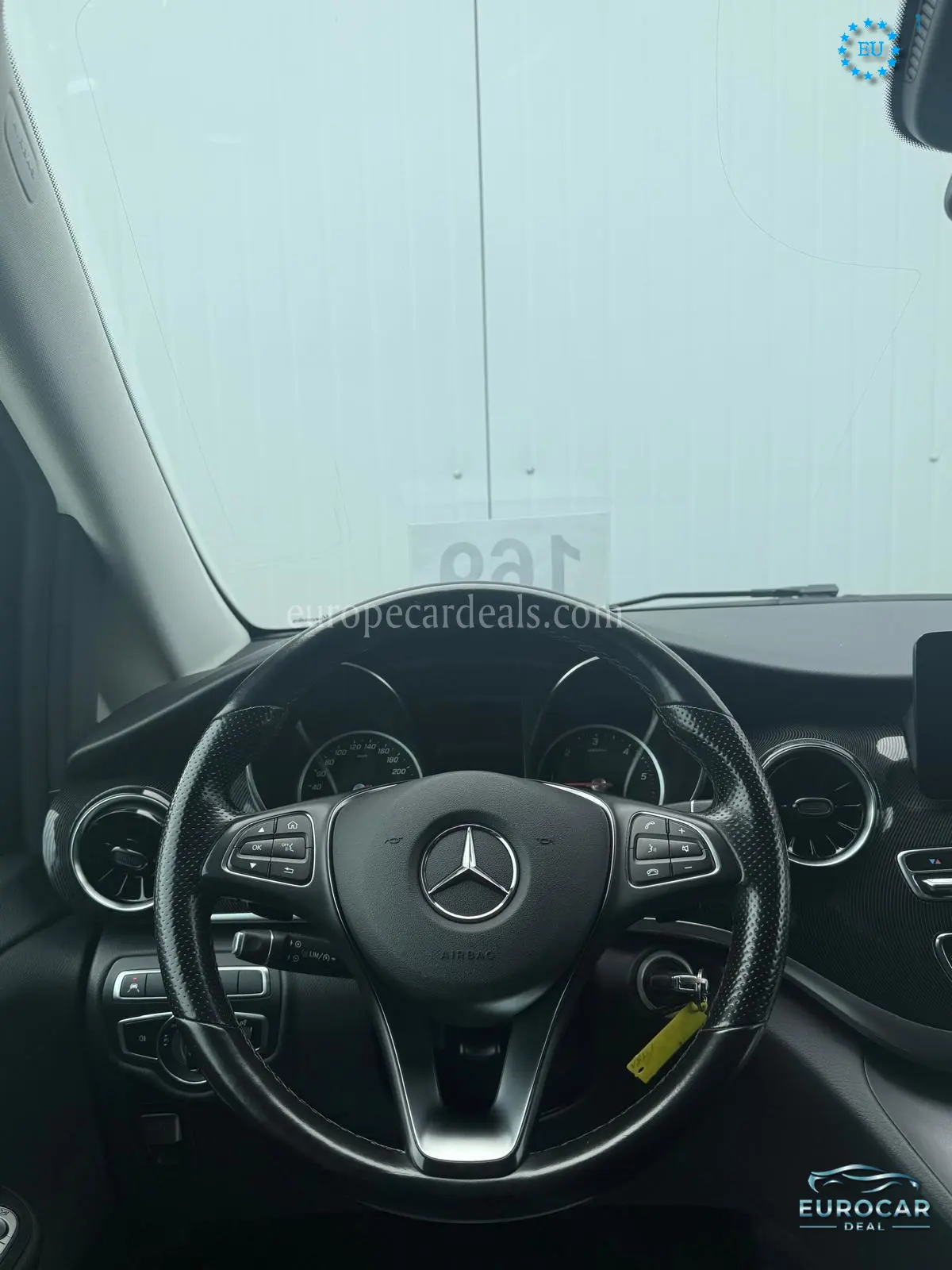 Mercedes-Benz V 220