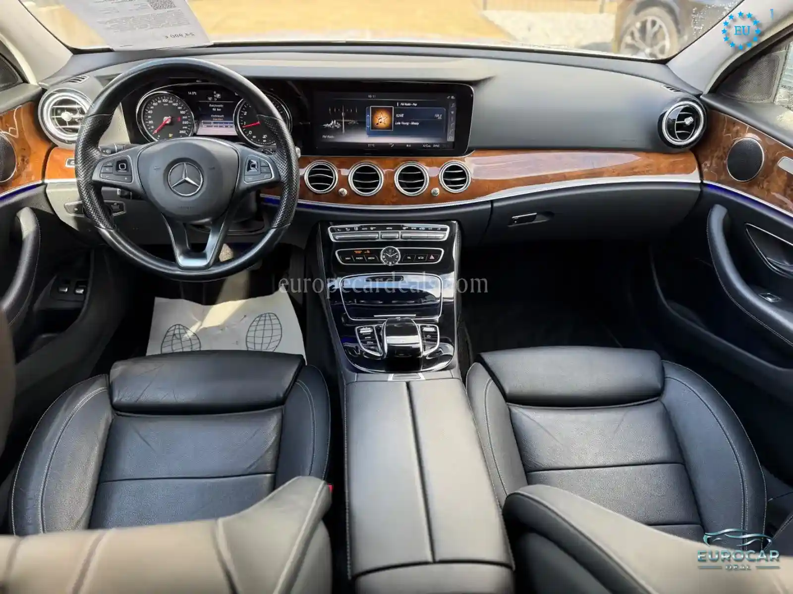 Mercedes-Benz E 200