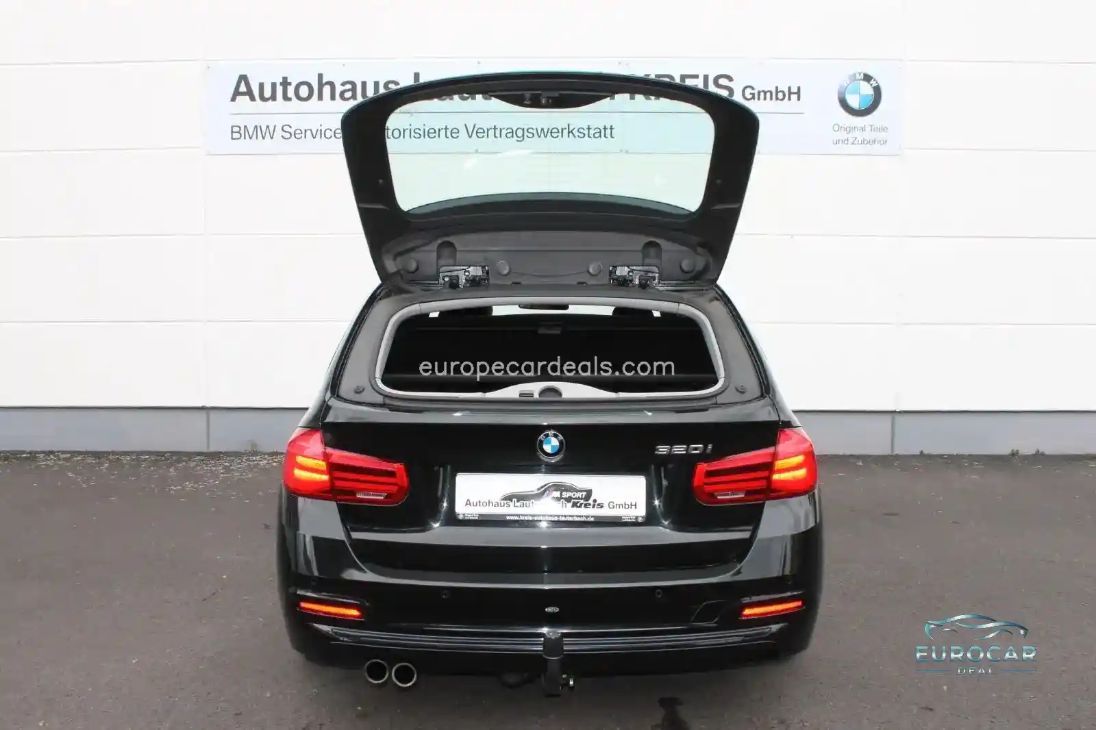 BMW 320