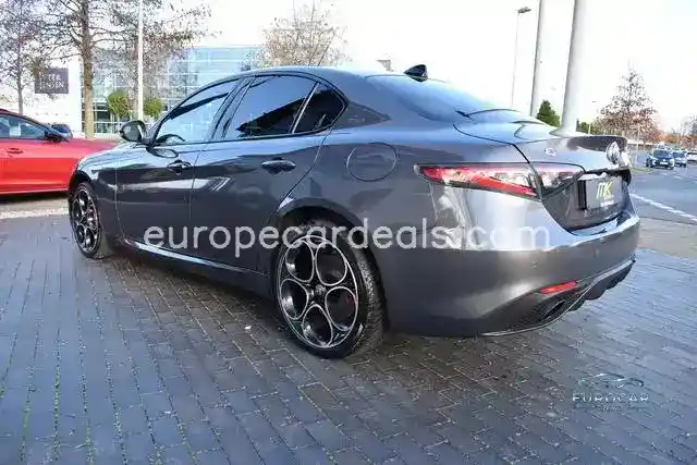 Alfa Romeo Giulia