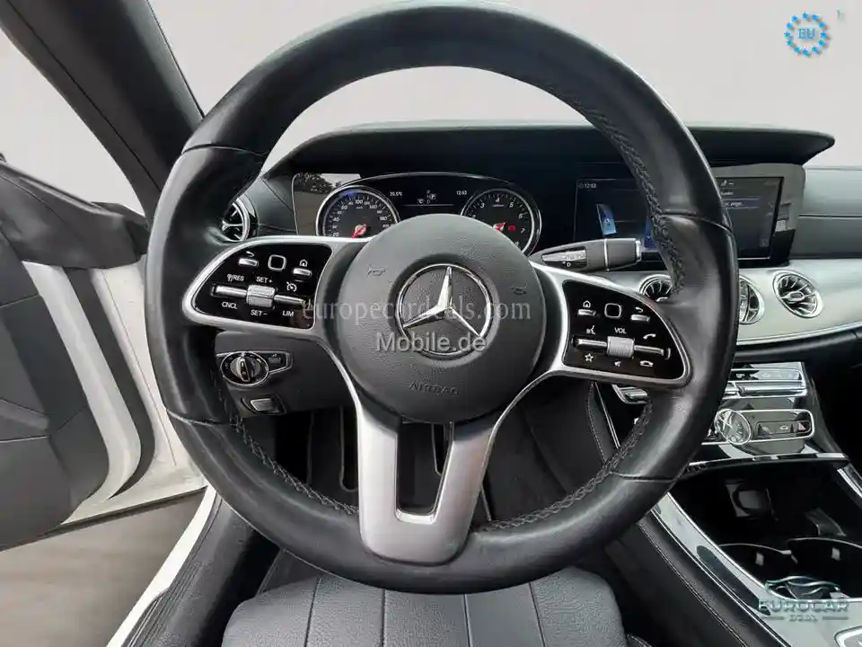 Mercedes-Benz E 200