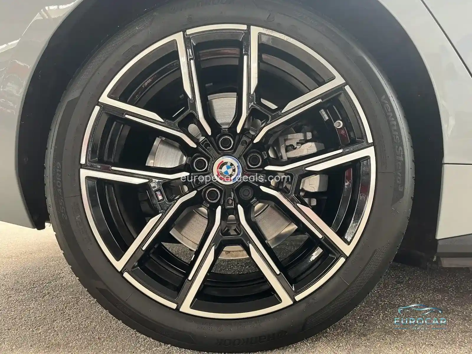 BMW i4