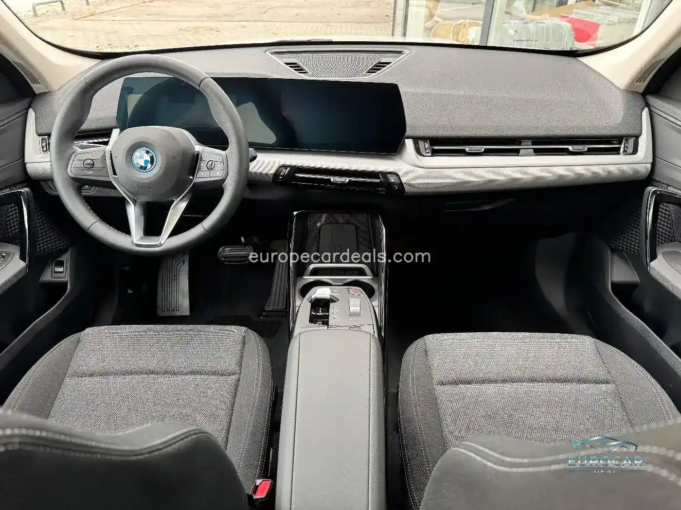 BMW iX1