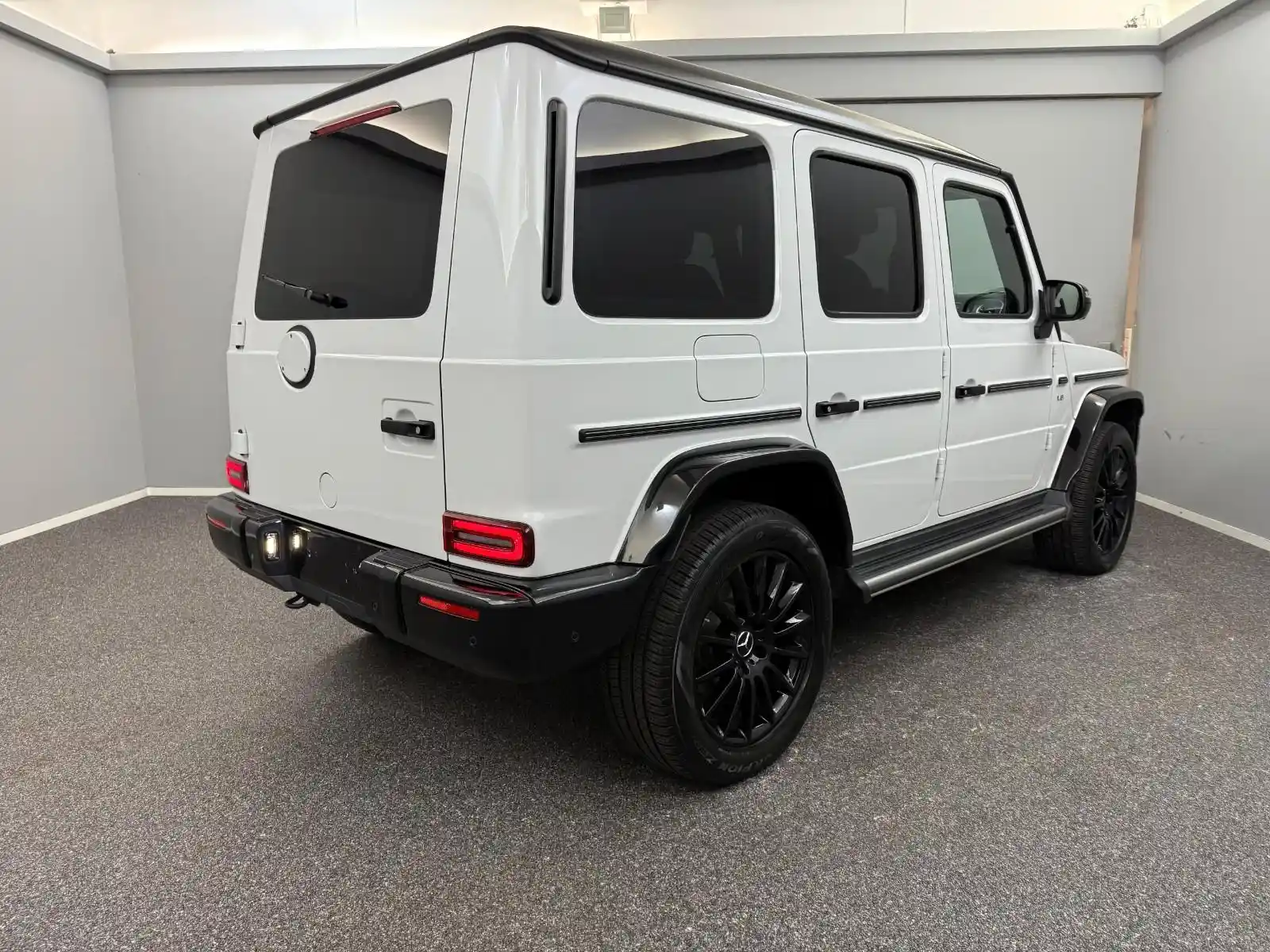 Mercedes-Benz G 500