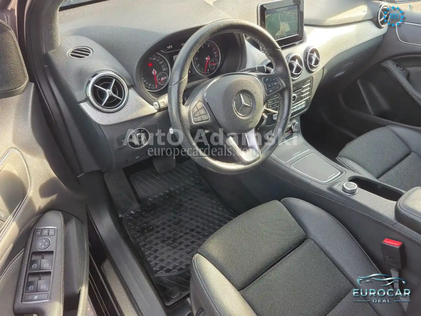 Mercedes-Benz B 180