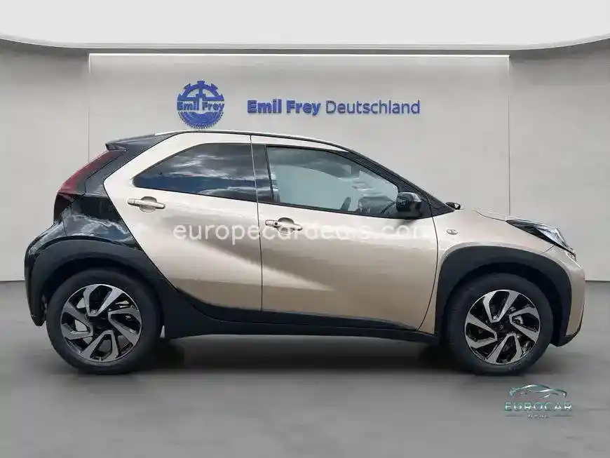 Toyota Aygo (X)