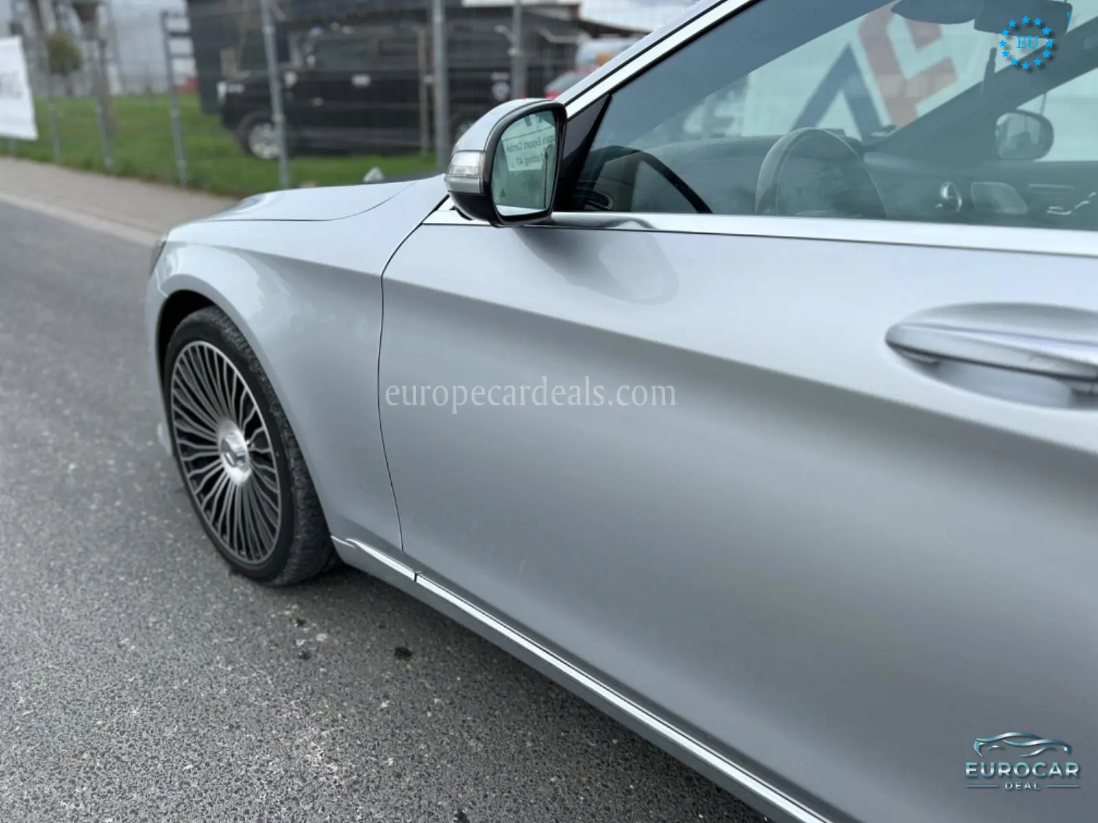 Mercedes-Benz S 560