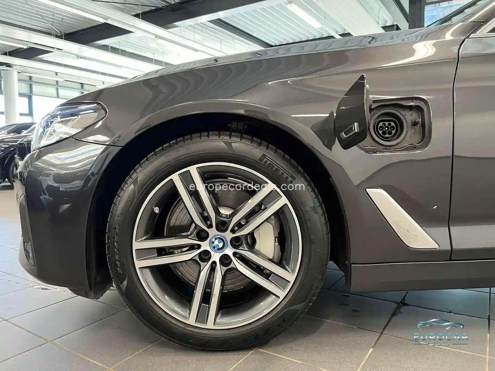 BMW 530