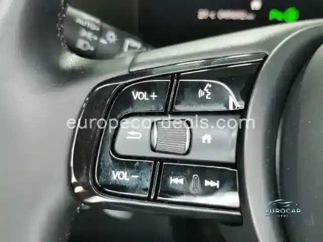 Honda e