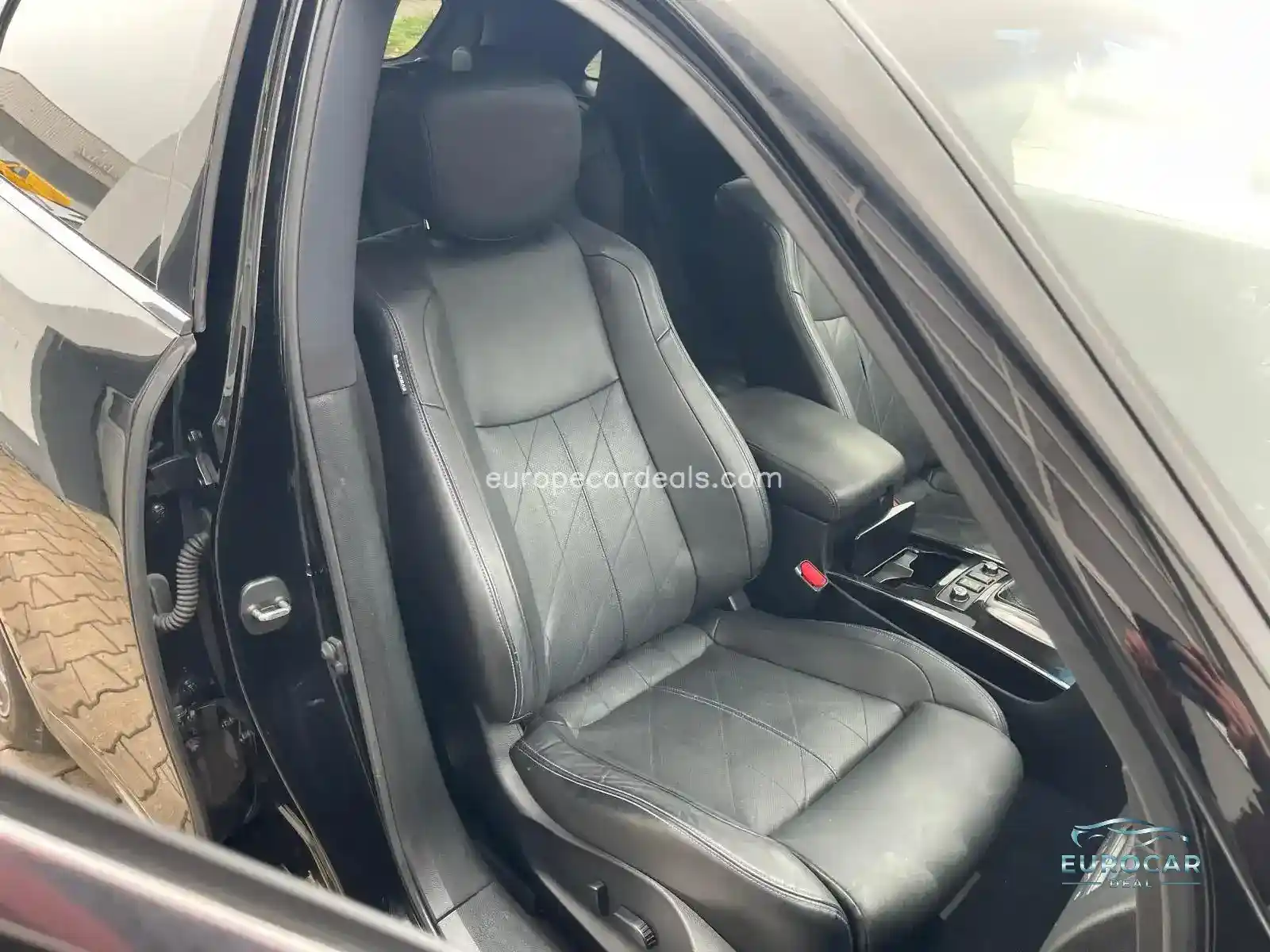 Infiniti QX70