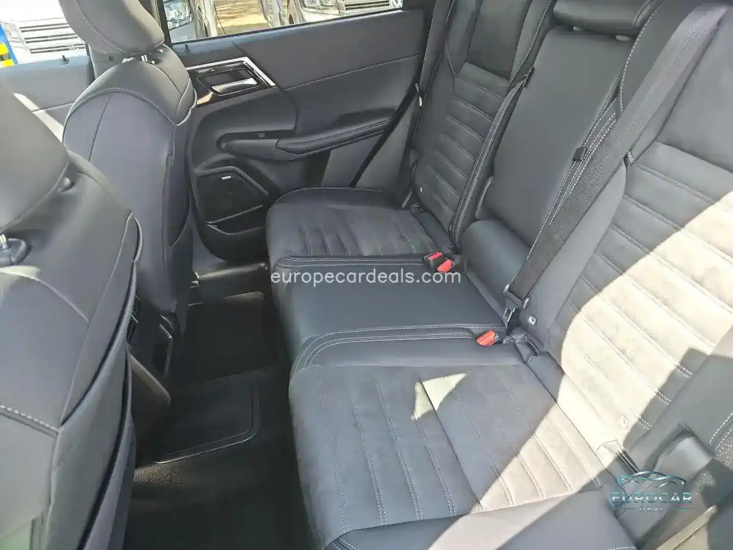 Mitsubishi Plug-in Hybrid Outlander