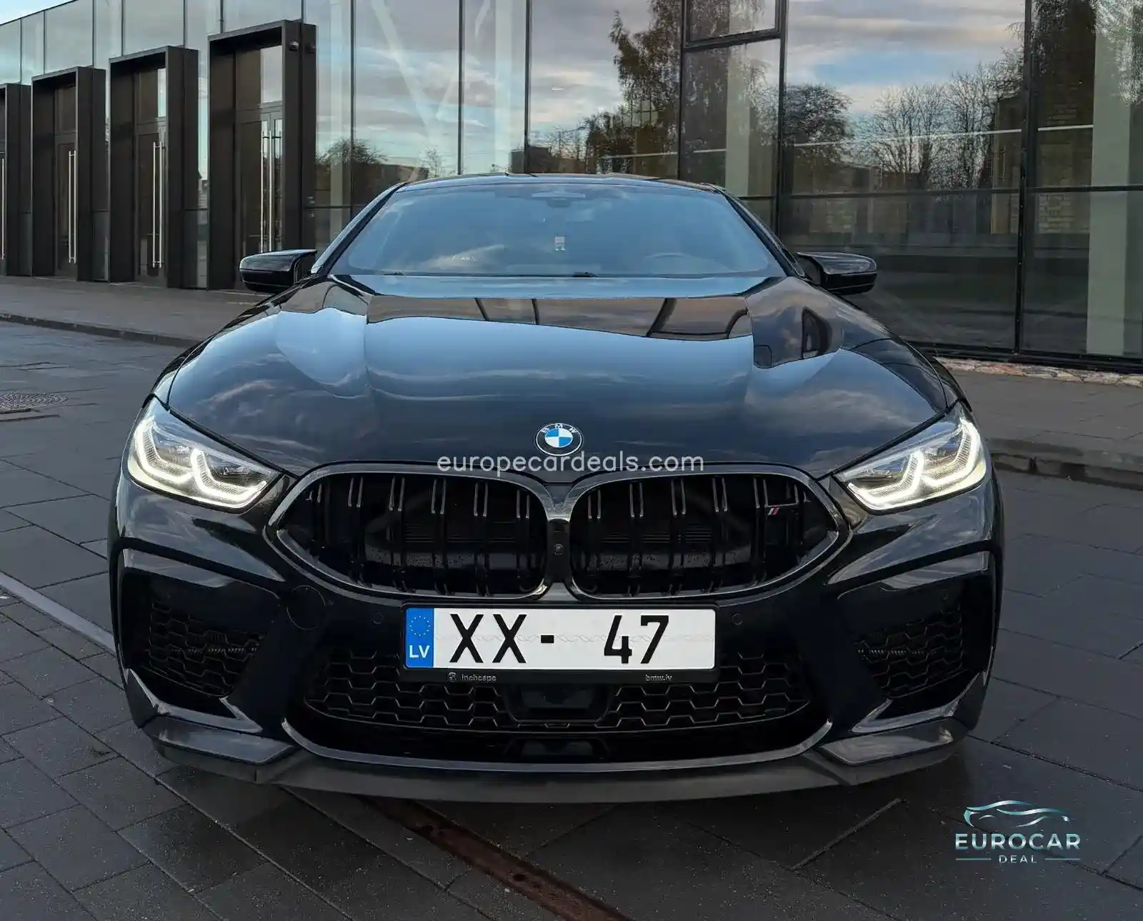 BMW M8