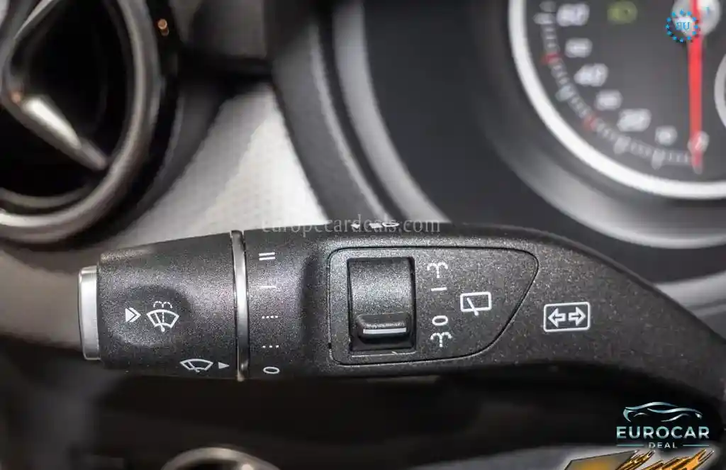 Mercedes-Benz B 220