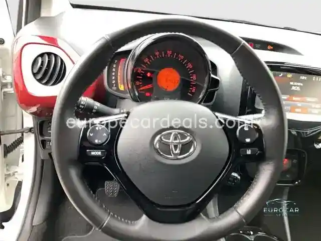Toyota Aygo (X)