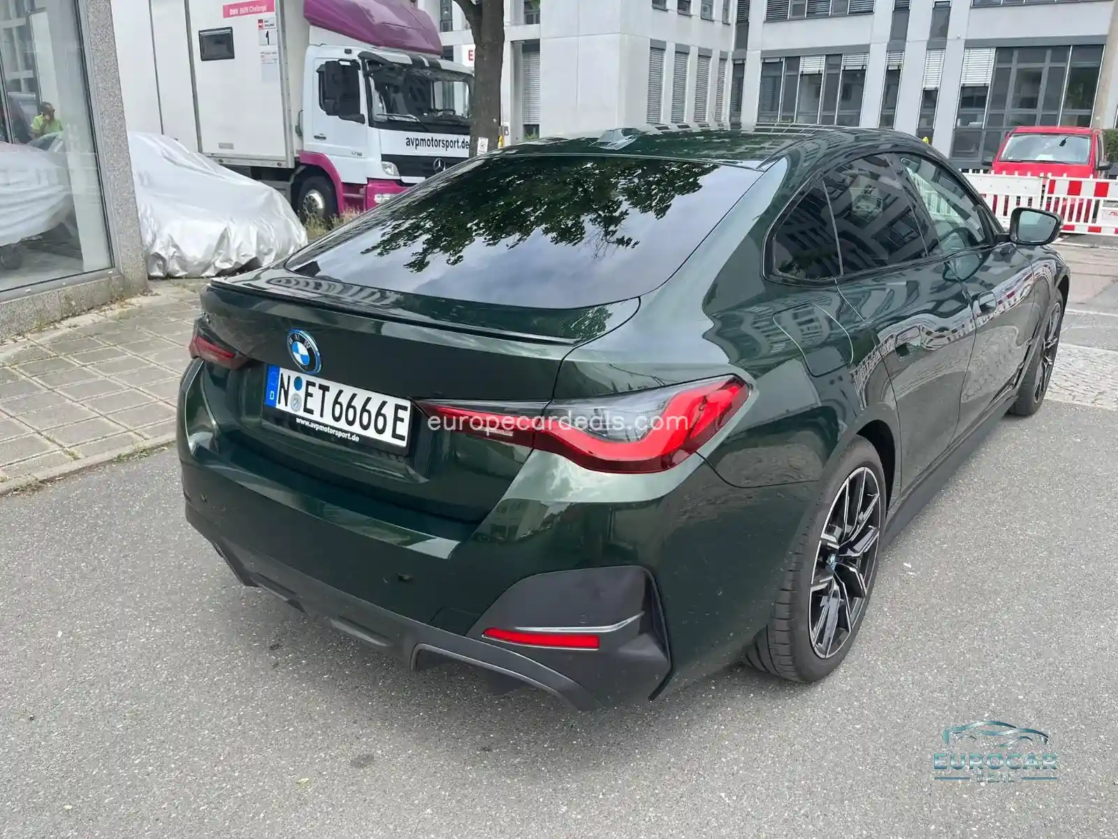 BMW i4