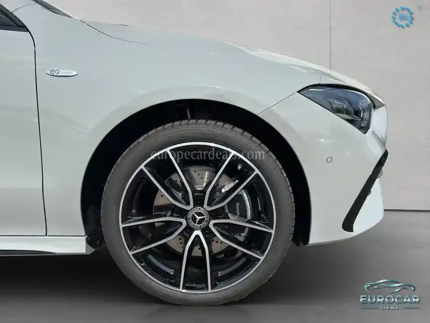 Mercedes-Benz CLA 250