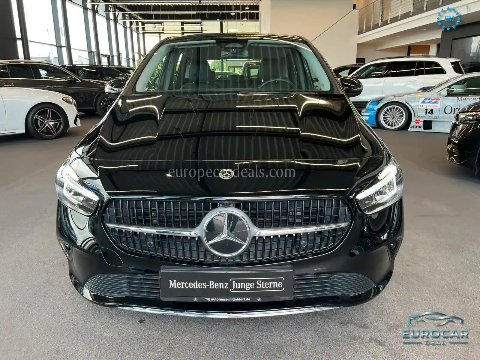 Mercedes-Benz B 180