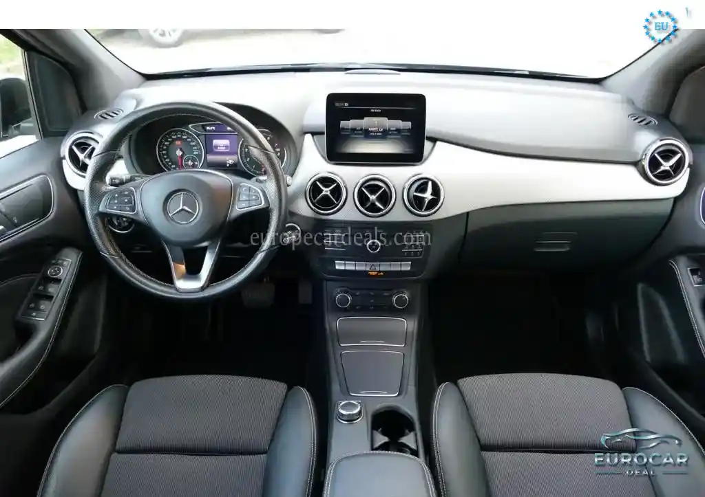 Mercedes-Benz B 200