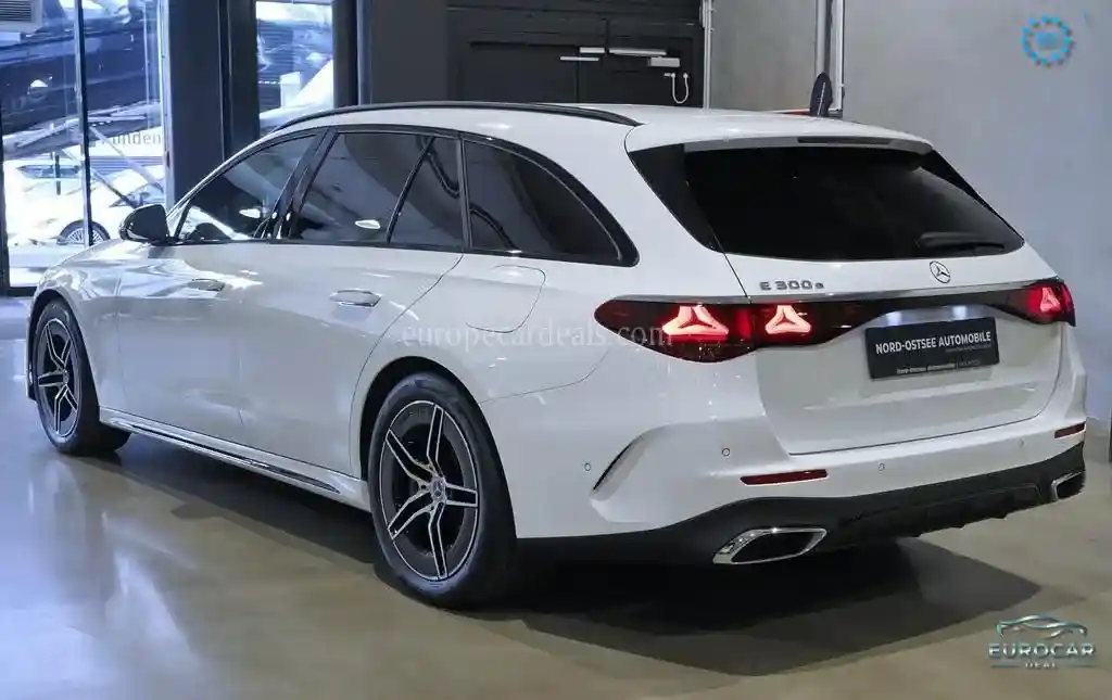 Mercedes-Benz E 300