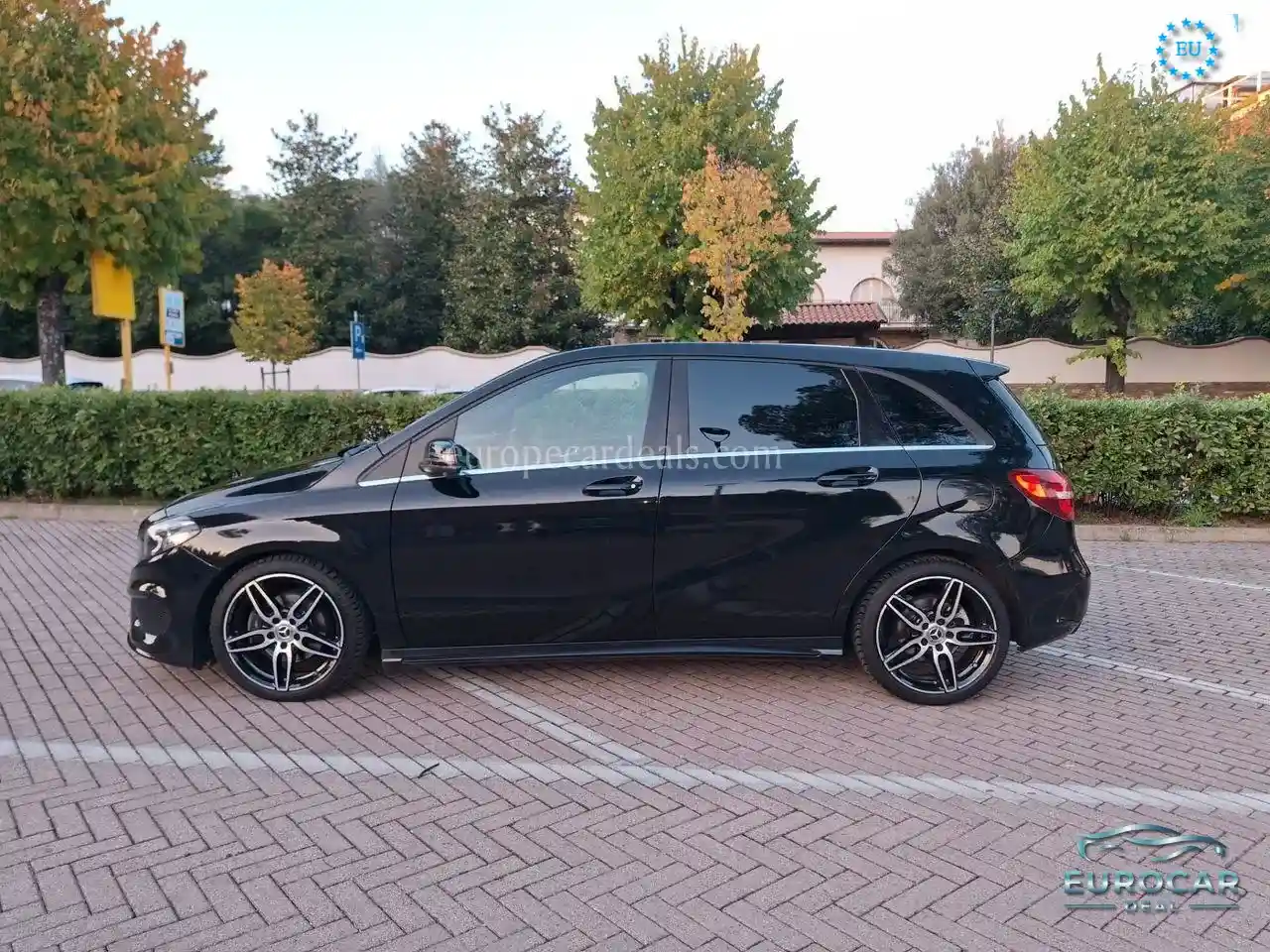 Mercedes-Benz B 200
