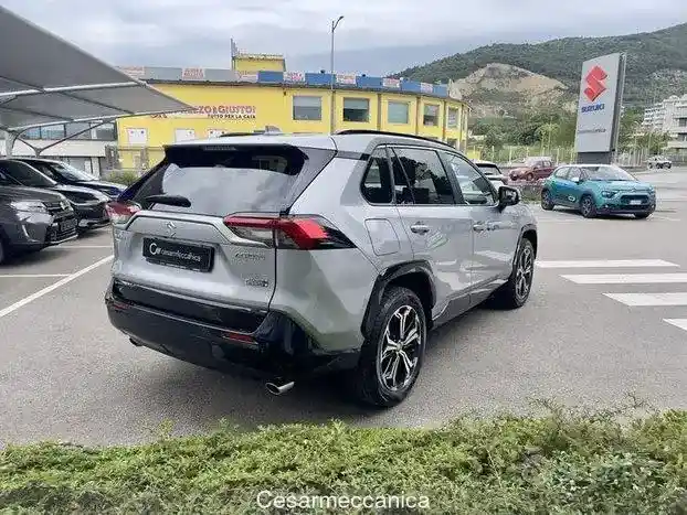 Suzuki Across