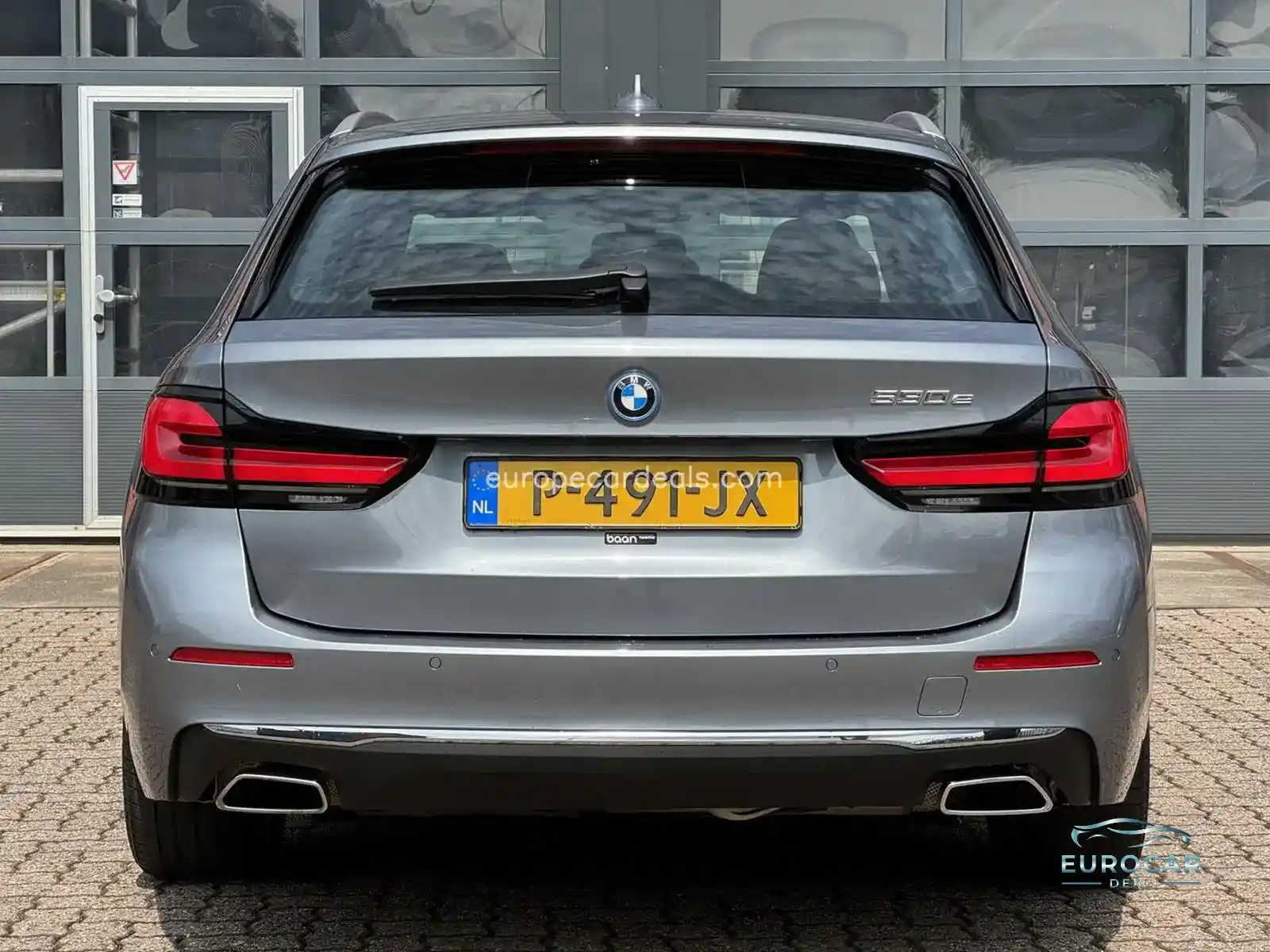 BMW 530