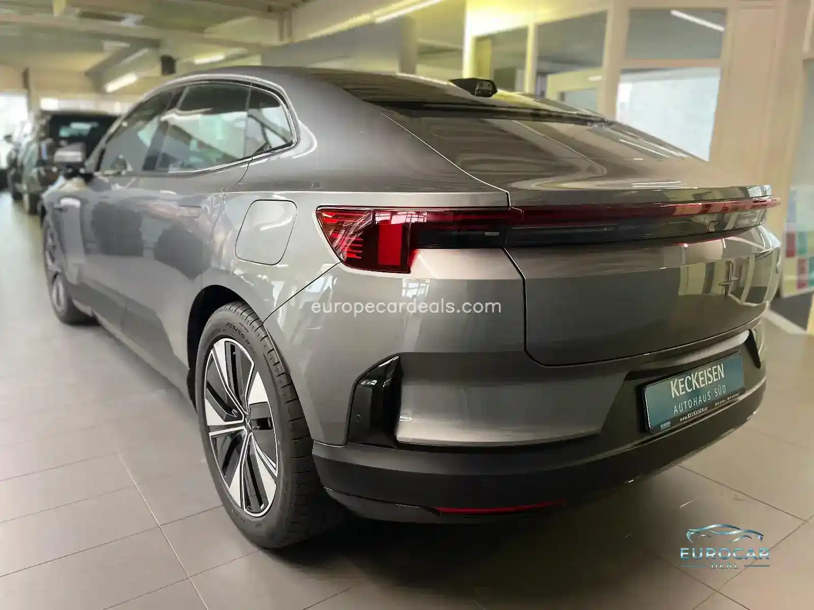 Polestar 4