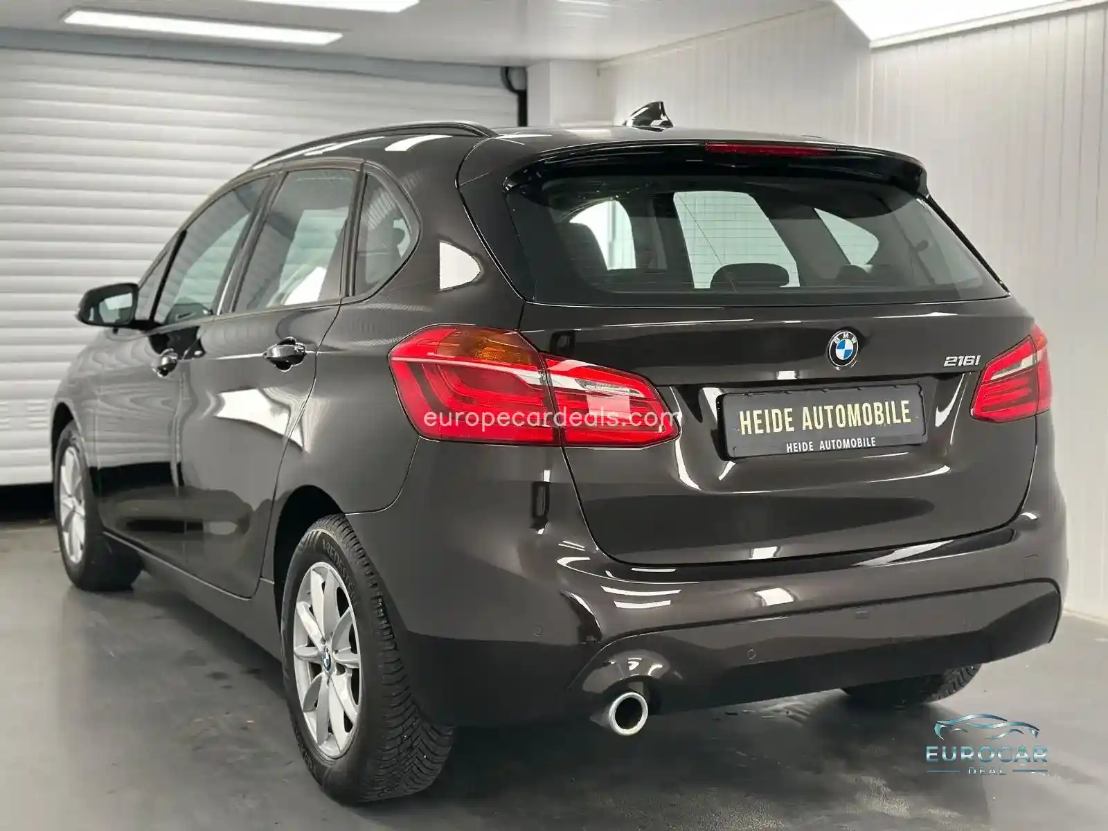 BMW 216
