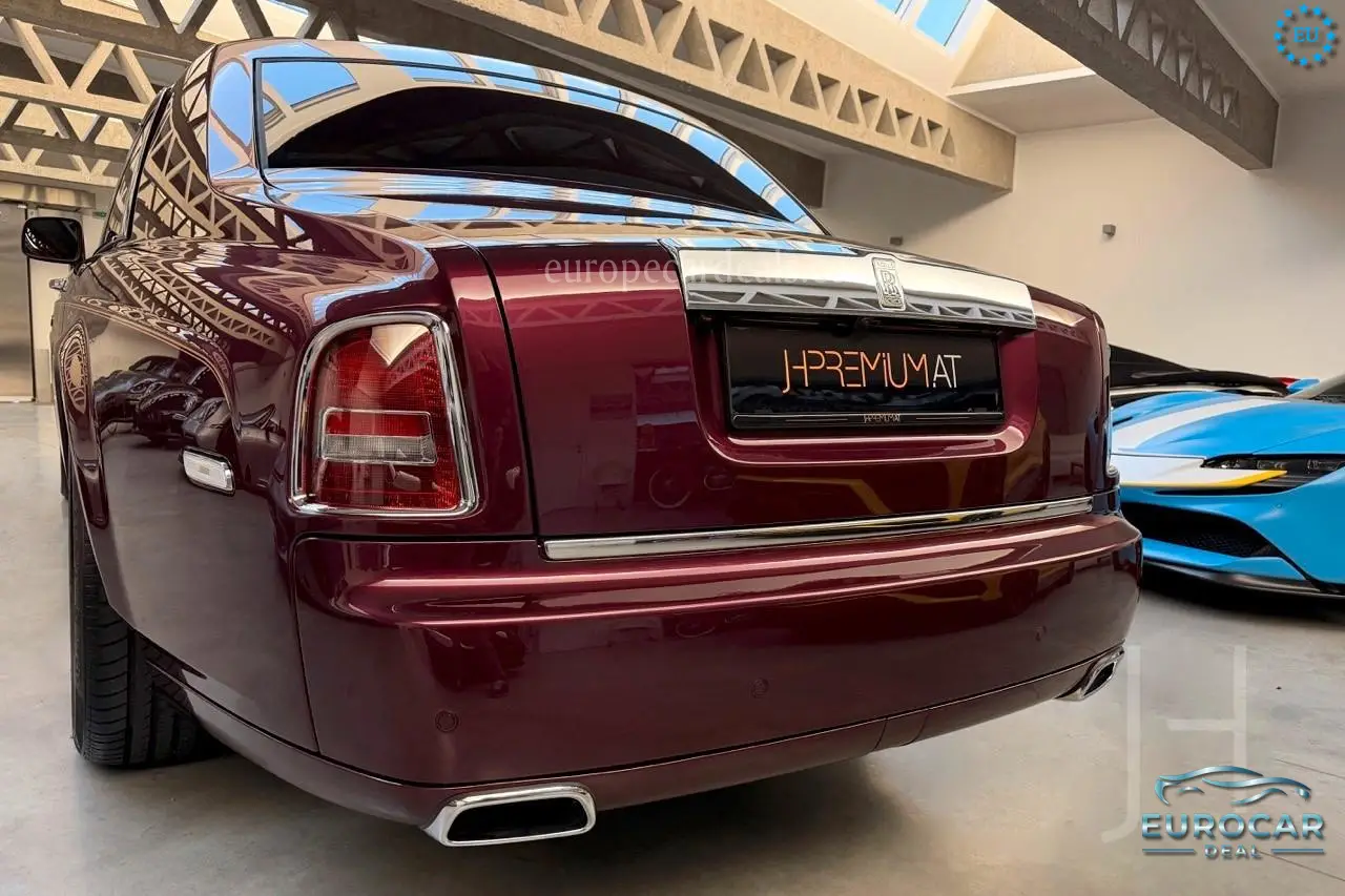 Rolls-Royce Phantom